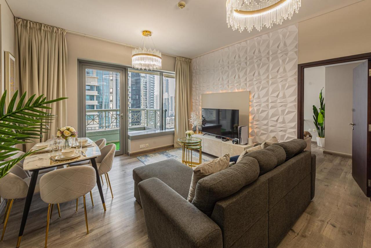 First Class 2Br With Full Burj Khalifa And Fountain View Дубай Екстериор снимка