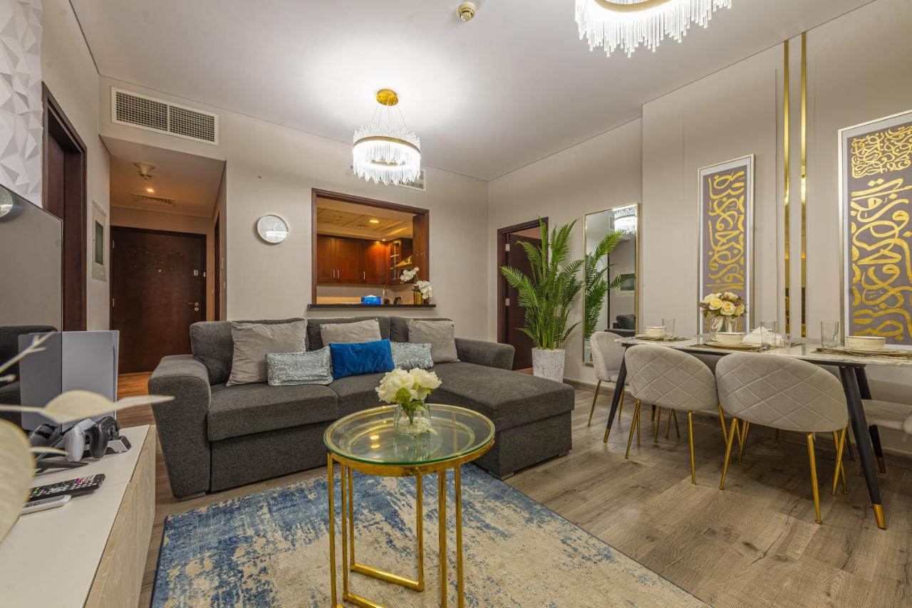 First Class 2Br With Full Burj Khalifa And Fountain View Дубай Екстериор снимка